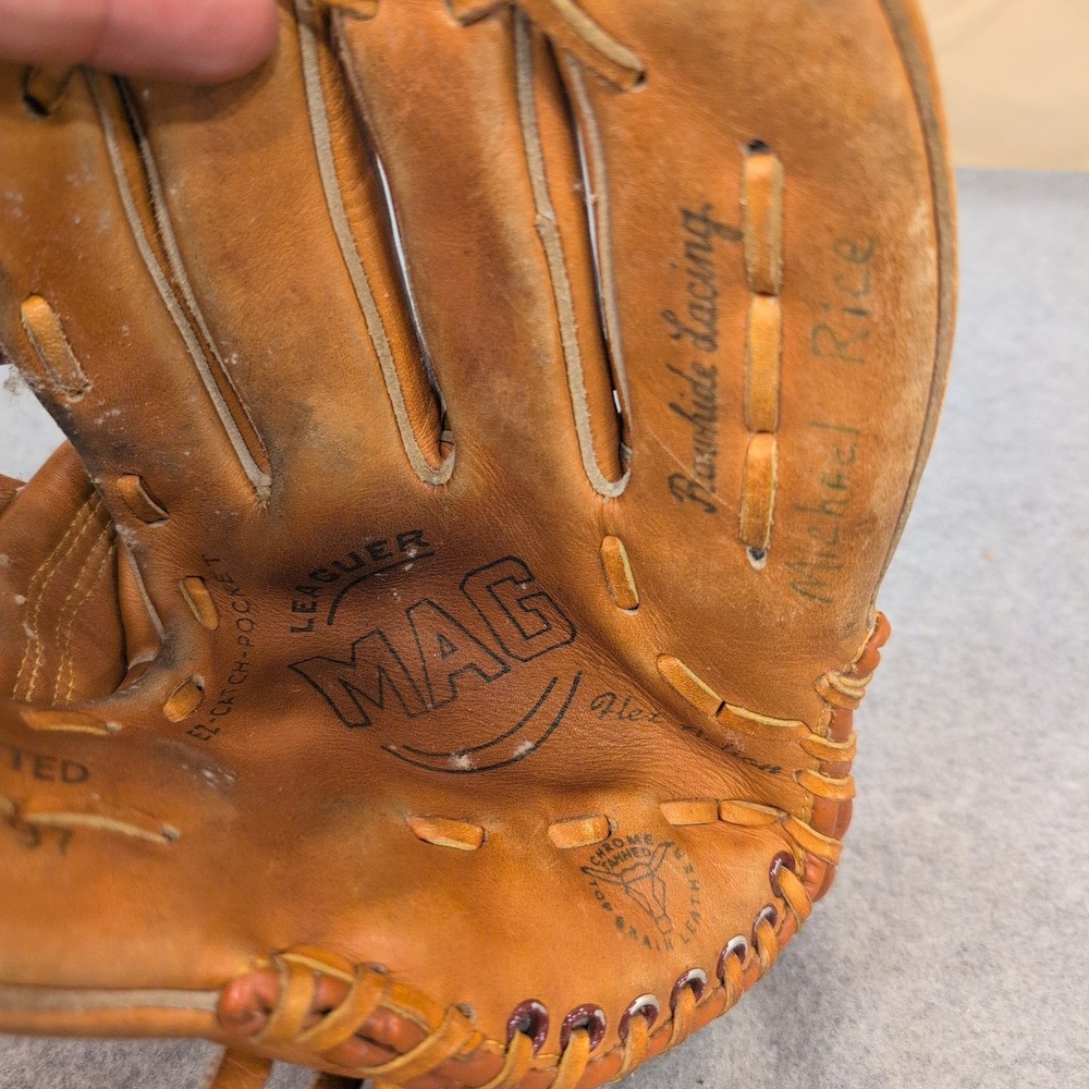 MAG Leaguer Baseball Glove Tan Leather Right Hand Throw EZ-Catch Pocket Rawhide - Picture 3 of 5